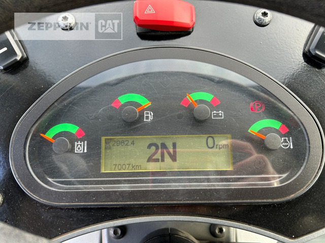 Tekerlekli yükleyici Cat 908M: fotoğraf 25 Tekerlekli yükleyici Cat 908M: fotoğraf 25