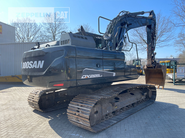 Doosan DX225LC-5 - Paletli ekskavatör: fotoğraf 3 Doosan DX225LC-5 - Paletli ekskavatör: fotoğraf 3