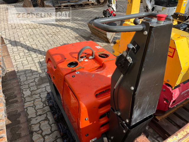 Husqvarna FS250 - Titreşimli kompaktör: fotoğraf 3 Husqvarna FS250 - Titreşimli kompaktör: fotoğraf 3