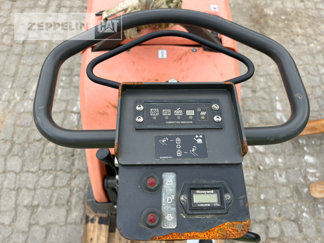 Husqvarna Husqvarna LG504 - Titreşimli kompaktör: fotoğraf 5 Husqvarna Husqvarna LG504 - Titreşimli kompaktör: fotoğraf 5