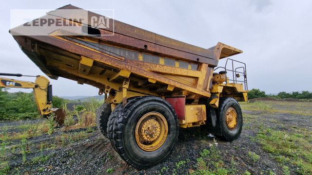 Komatsu HD325-6 - Rijit kamyonu: fotoğraf 5 Komatsu HD325-6 - Rijit kamyonu: fotoğraf 5