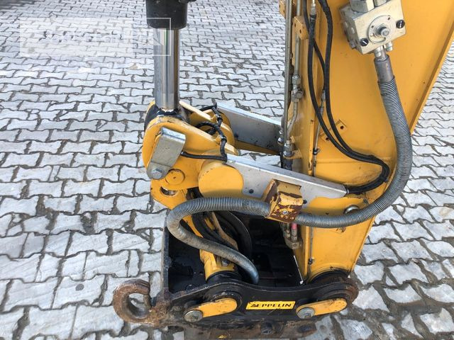 Oil-Quick OQ65 - Çabuk bağlantı - İş makinaları: fotoğraf 1 Oil-Quick OQ65 - Çabuk bağlantı - İş makinaları: fotoğraf 1