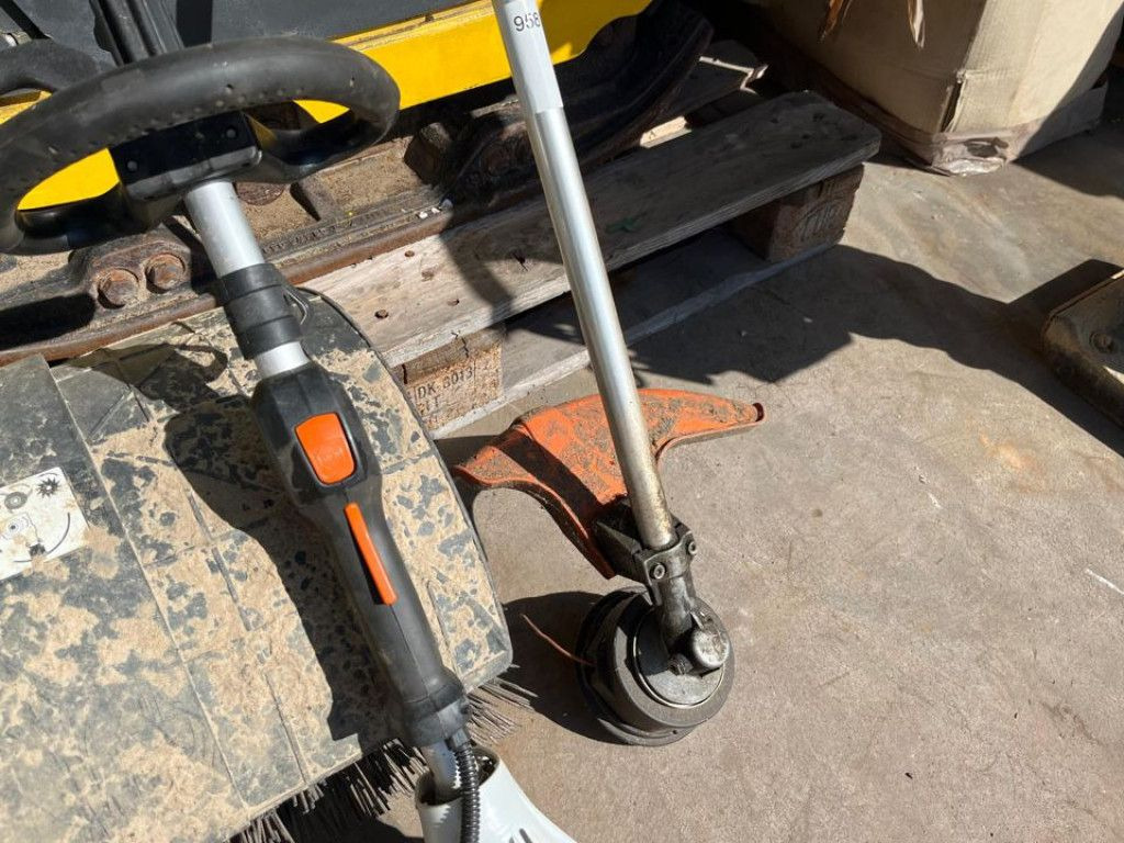 Kombimotor KM 131/R Kleinteile - Bahçe makinesi: fotoğraf 4 Kombimotor KM 131/R Kleinteile - Bahçe makinesi: fotoğraf 4