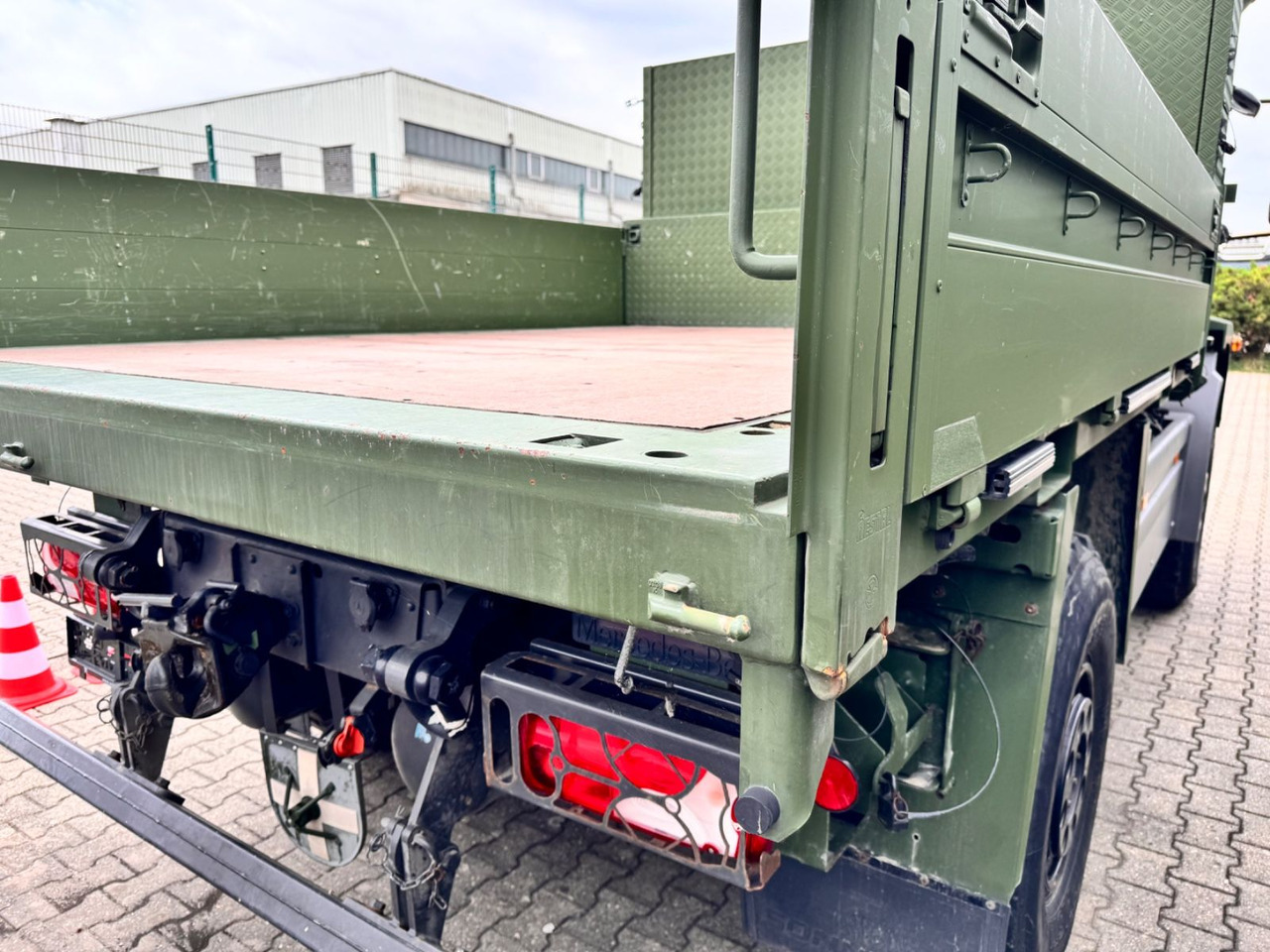 Mercedes-Benz 1018 Atego 4x4 Allrad Camper Expedition - Konteynır taşıyıcı/ Yedek karoser kamyon: fotoğraf 5 Mercedes-Benz 1018 Atego 4x4 Allrad Camper Expedition - Konteynır taşıyıcı/ Yedek karoser kamyon: fotoğraf 5