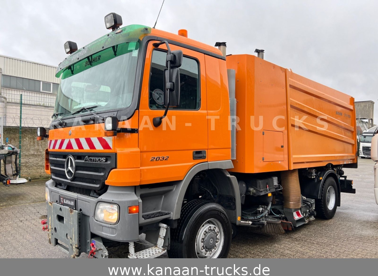 Mercedes-Benz 2032 Actros 4x4 Bucher STKF 9500 AIRPORT KLIMA - Yol süpürme aracı: fotoğraf 3 Mercedes-Benz 2032 Actros 4x4 Bucher STKF 9500 AIRPORT KLIMA - Yol süpürme aracı: fotoğraf 3