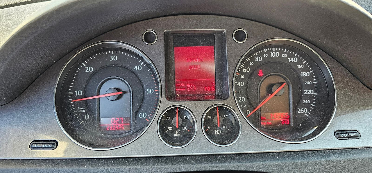 Sedan araba Volkswagen Allrad Feuerwehr Kommandowagen HVO KDOW ELW: fotoğraf 12 Sedan araba Volkswagen Allrad Feuerwehr Kommandowagen HVO KDOW ELW: fotoğraf 12