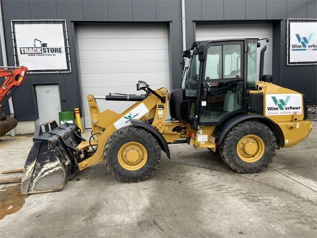 CAT 906M (7164) - Belden kırmalı yükleyici: fotoğraf 1 CAT 906M (7164) - Belden kırmalı yükleyici: fotoğraf 1