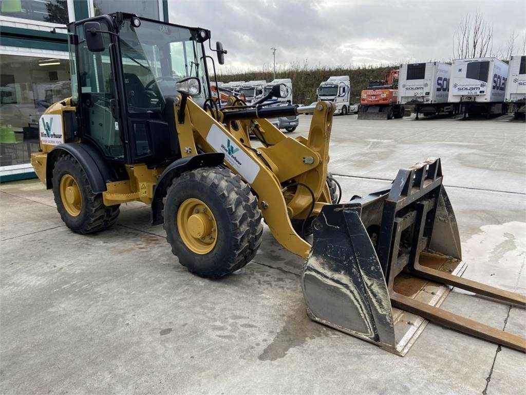 CAT 906M (7164) - Belden kırmalı yükleyici: fotoğraf 3 CAT 906M (7164) - Belden kırmalı yükleyici: fotoğraf 3