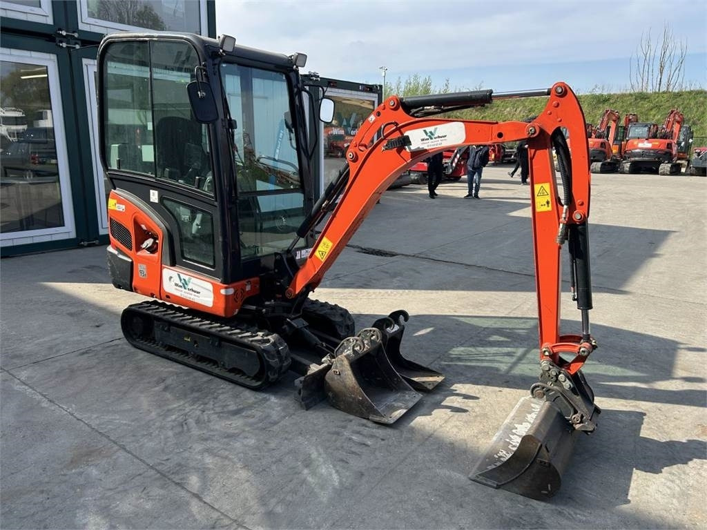 Kubota KX019-4 (8684) - Mini ekskavatör: fotoğraf 2 Kubota KX019-4 (8684) - Mini ekskavatör: fotoğraf 2
