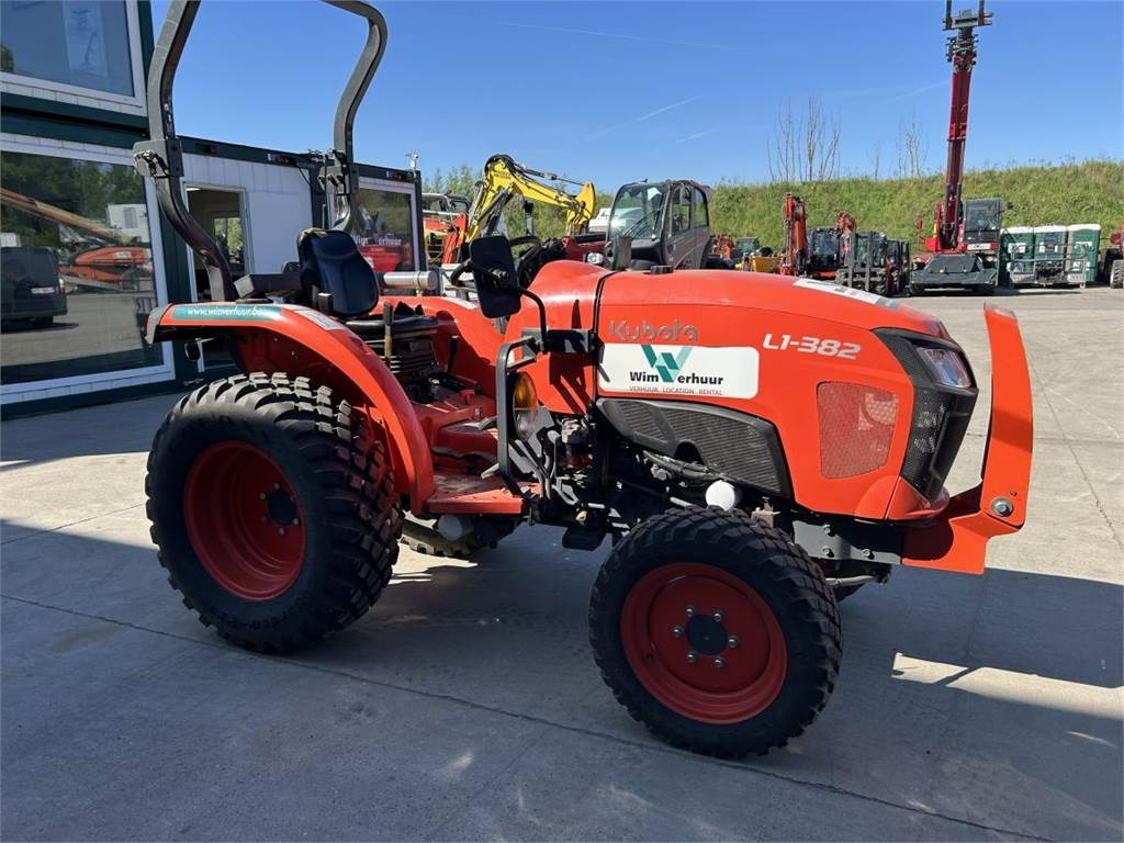 Kubota L1-382 (5283) - Belediye traktör: fotoğraf 4 Kubota L1-382 (5283) - Belediye traktör: fotoğraf 4