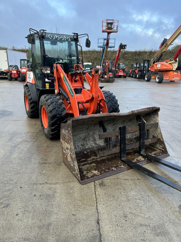 Kubota R070 (6678) - Belden kırmalı yükleyici: fotoğraf 4 Kubota R070 (6678) - Belden kırmalı yükleyici: fotoğraf 4