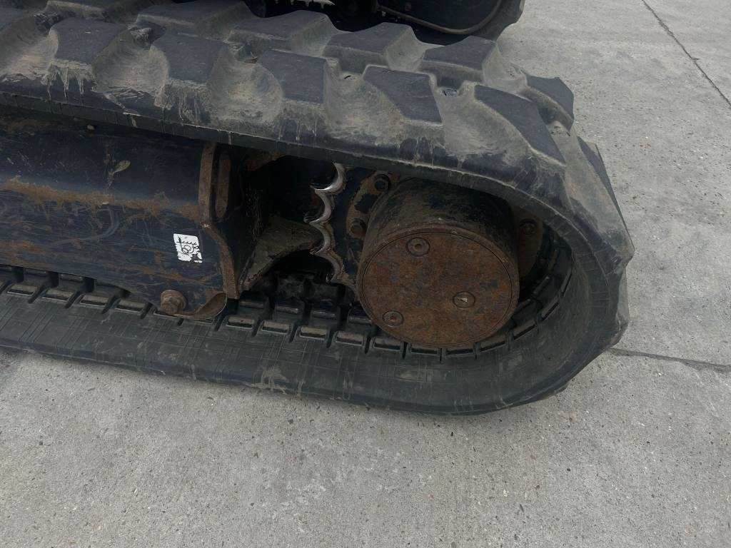 Kubota U 36-4 - Mini ekskavatör: fotoğraf 5 Kubota U 36-4 - Mini ekskavatör: fotoğraf 5