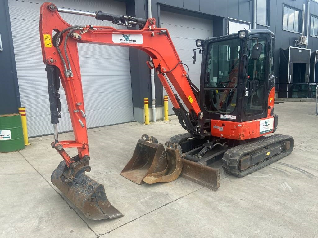 Kubota U 36-4 - Mini ekskavatör: fotoğraf 2 Kubota U 36-4 - Mini ekskavatör: fotoğraf 2
