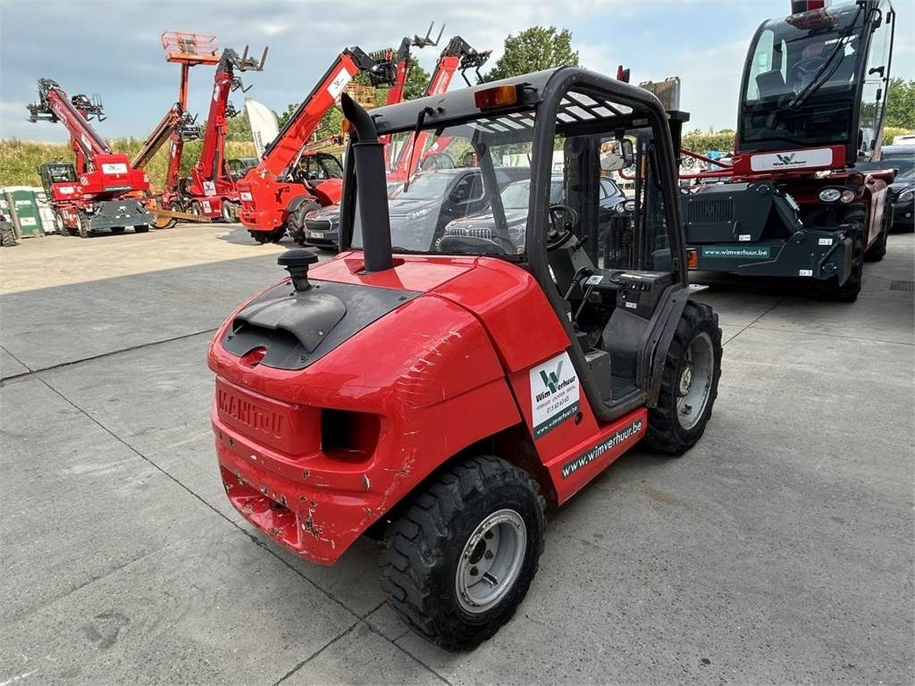 Manitou MH25-4 - Arazi tipi forklift: fotoğraf 3 Manitou MH25-4 - Arazi tipi forklift: fotoğraf 3
