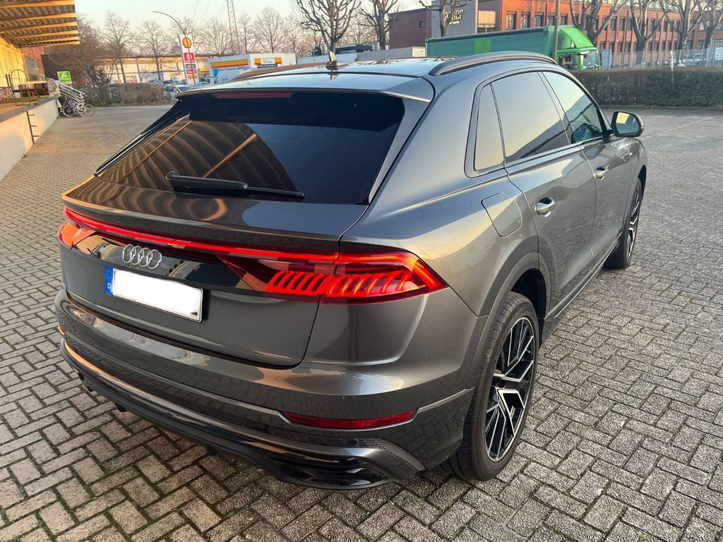 Audi Q8 50 TDI quattro tiptronic 22 Zoll*3xSline*Pano - SUV: fotoğraf 2 Audi Q8 50 TDI quattro tiptronic 22 Zoll*3xSline*Pano - SUV: fotoğraf 2