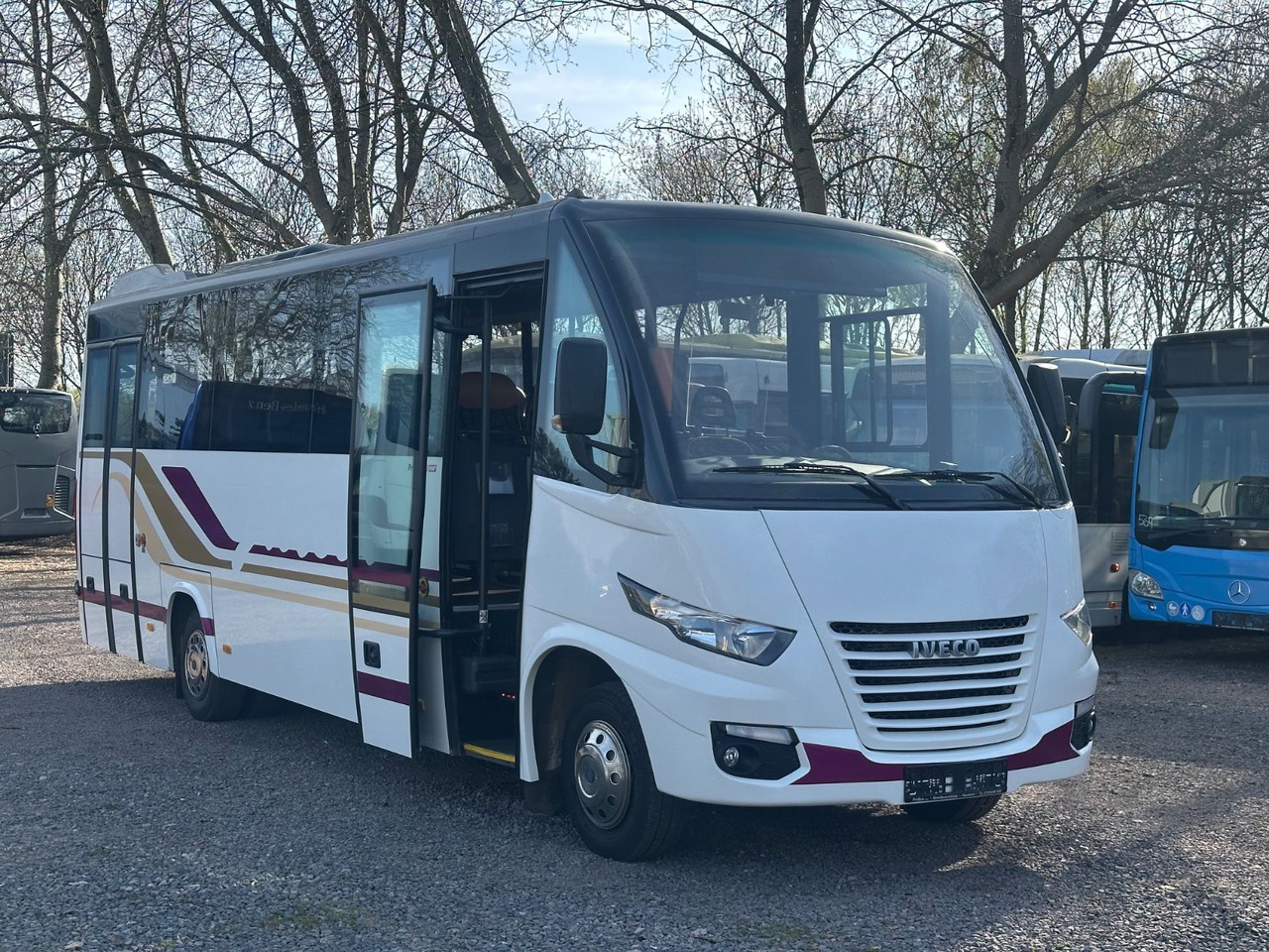 Iveco Rapido 70C18 Hecknieder (wenig Km*Euro 6*DE) - Minibüs, Minivan: fotoğraf 1 Iveco Rapido 70C18 Hecknieder (wenig Km*Euro 6*DE) - Minibüs, Minivan: fotoğraf 1