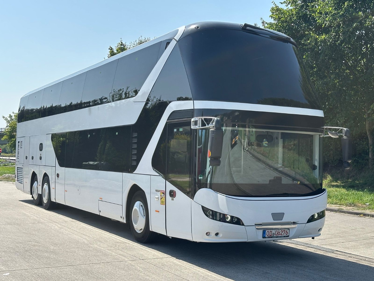 Neoplan P06 Skyliner L (83 Sitze*TOP*Motor Neu*Panorama) - Çift katlı otobüs: fotoğraf 2 Neoplan P06 Skyliner L (83 Sitze*TOP*Motor Neu*Panorama) - Çift katlı otobüs: fotoğraf 2
