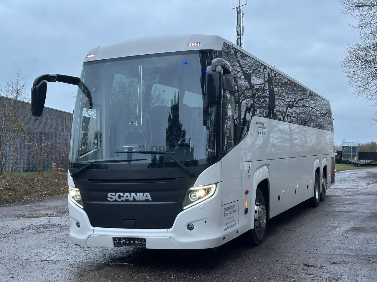 Scania Touring HD Higer 6X2 (86 tKm*59 Sitze) - Turistik otobüs: fotoğraf 1 Scania Touring HD Higer 6X2 (86 tKm*59 Sitze) - Turistik otobüs: fotoğraf 1