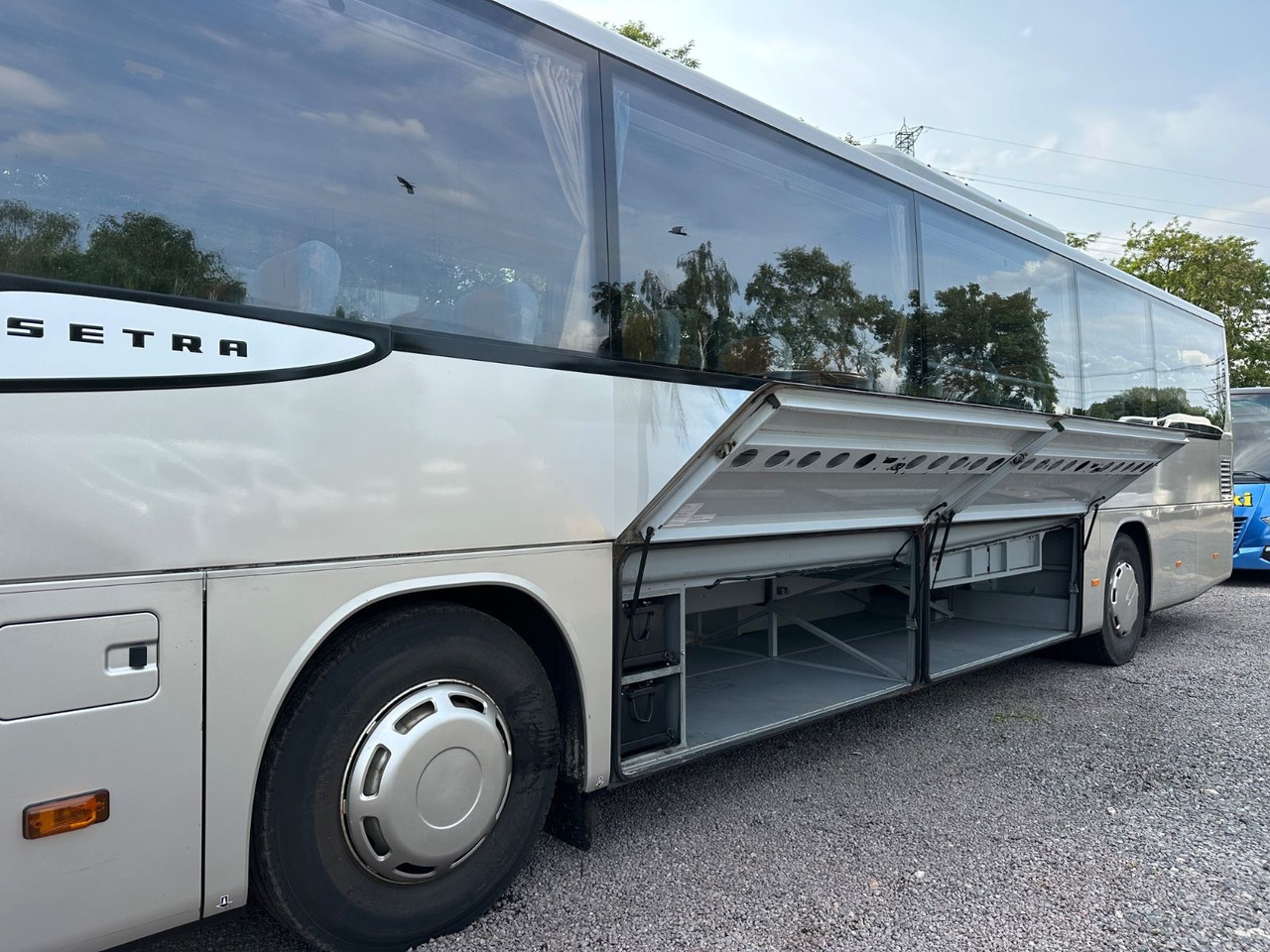 Setra S 415 UL GT (Motor neu*TOP) - Şehirlerarası otobüs: fotoğraf 5 Setra S 415 UL GT (Motor neu*TOP) - Şehirlerarası otobüs: fotoğraf 5