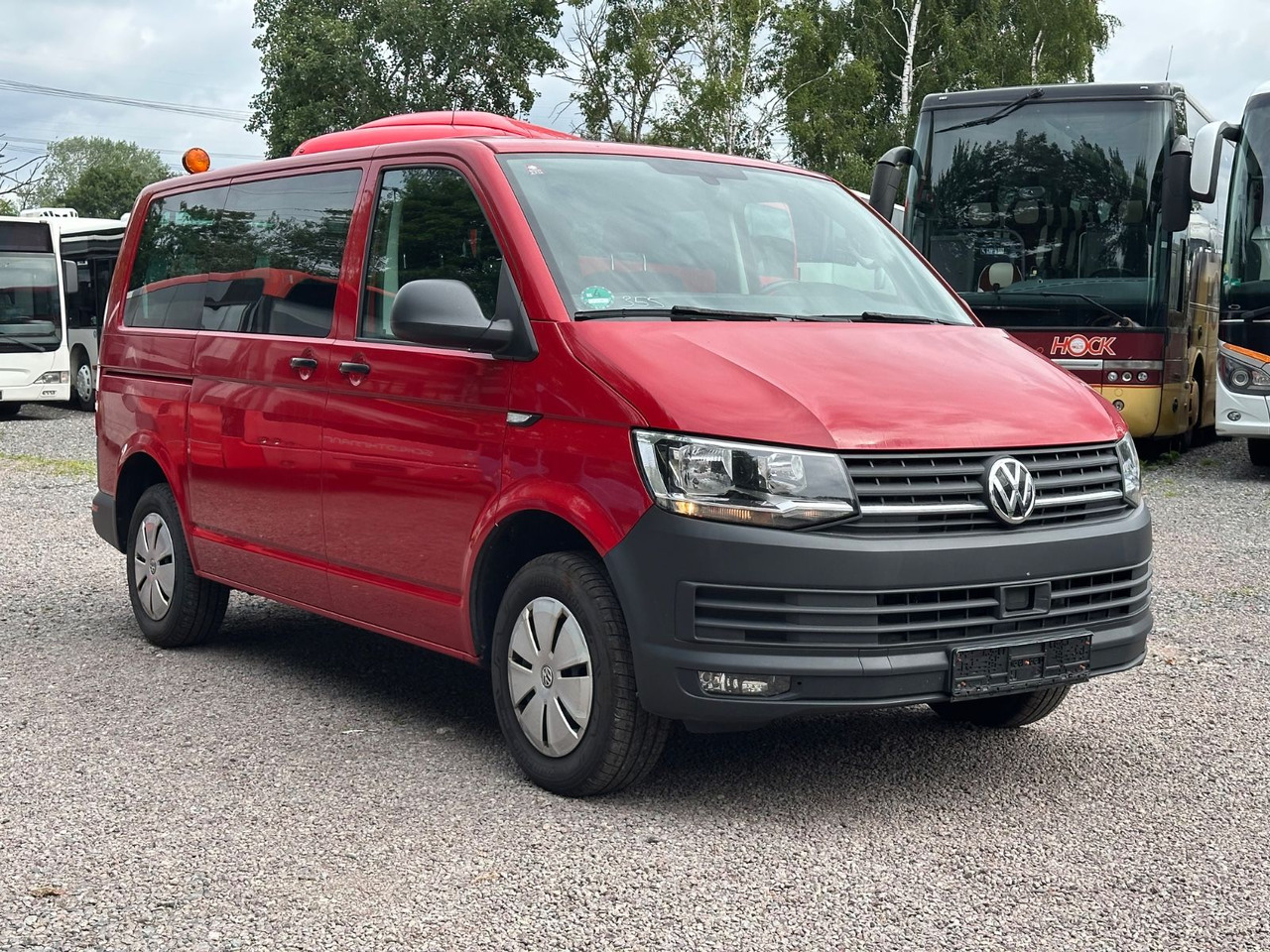 Volkswagen T6 Kombi (PDC Hi*ACC*StandHz*9 Sitzer*AC) - Minivan: fotoğraf 2 Volkswagen T6 Kombi (PDC Hi*ACC*StandHz*9 Sitzer*AC) - Minivan: fotoğraf 2